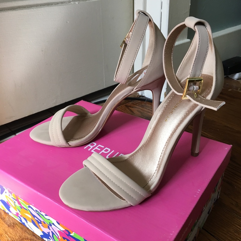 ❣️Nude Heels❣️